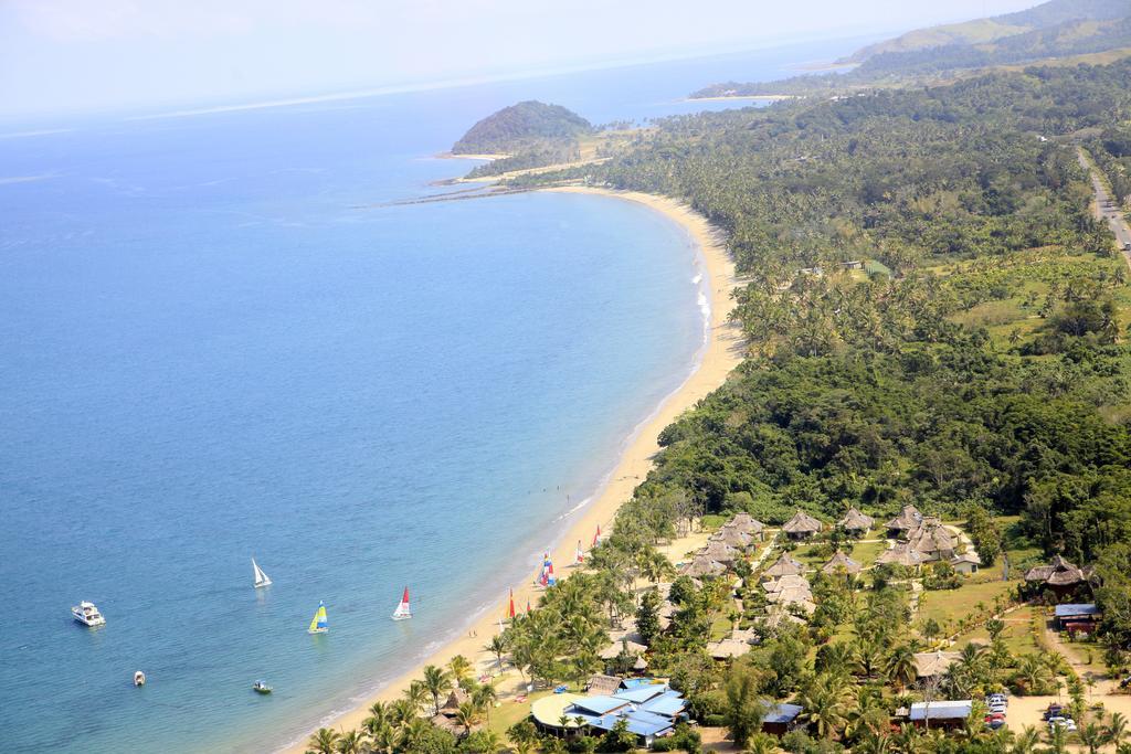 Uprising Beach Resort Pacific Harbour Eksteriør billede